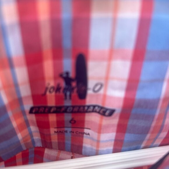 Boys Johnnie O button down size 6 - Picture 3 of 4